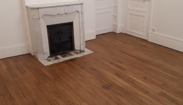 Logement tudiant T4 à Azy sur Marne (02400)