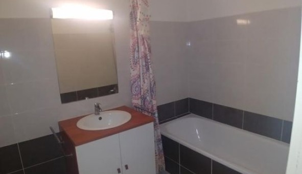 Logement �tudiant T4 &agrave; Badini�res (38300)