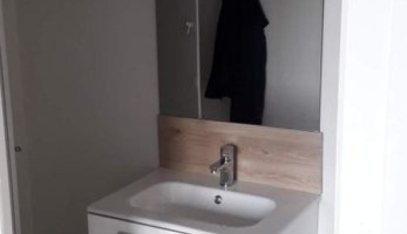 Logement �tudiant T4 &agrave; Bagnols sur C�ze (30200)