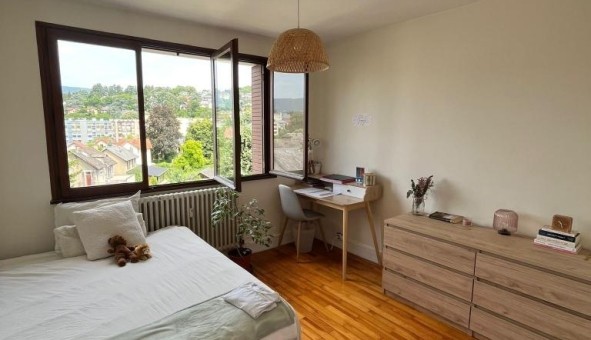 Logement tudiant T4 à Barberaz (73000)