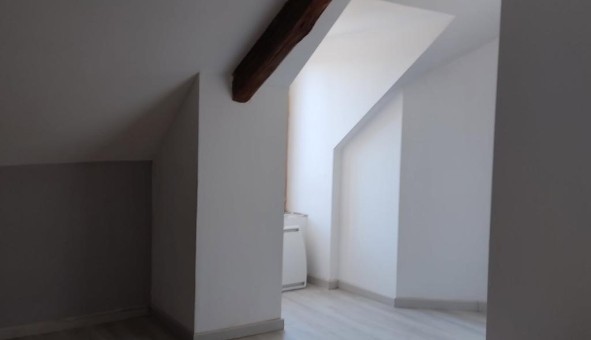 Logement �tudiant T4 &agrave; Barbey (77130)