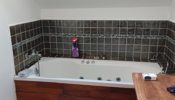 Logement �tudiant T4 &agrave; Barbey (77130)