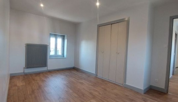 Logement �tudiant T4 &agrave; Bard (42600)
