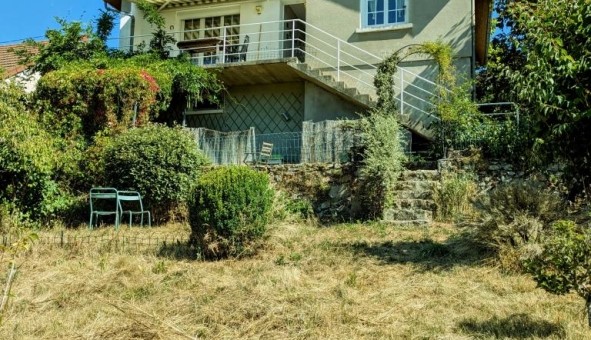 Logement tudiant T4 à Barnay (71540)
