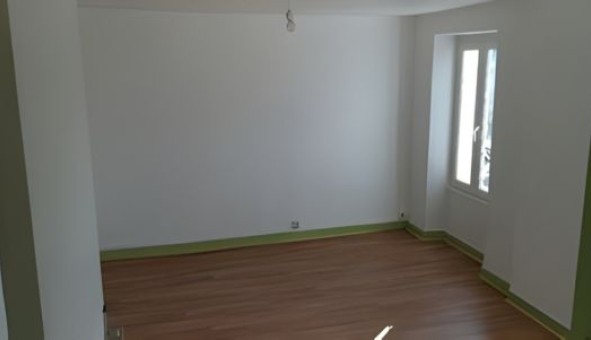 Logement �tudiant T4 &agrave; Bellechaume (89210)