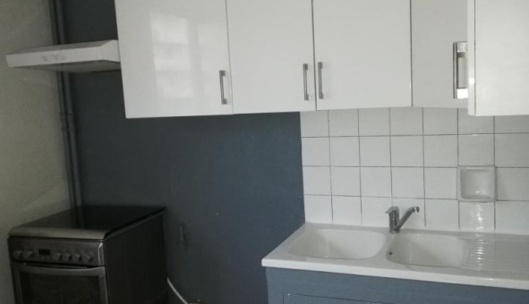 Logement étudiant Location T4 Vide Besançon (25000)
