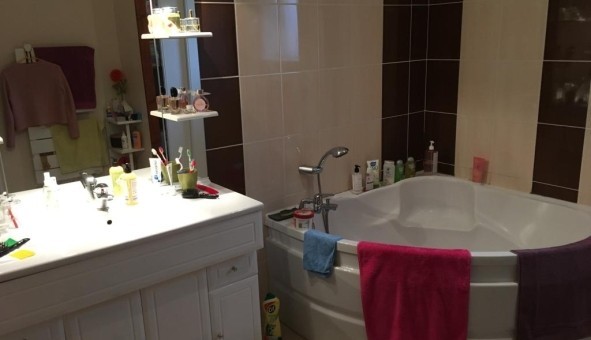 Logement tudiant T4 à Bessens (82170)