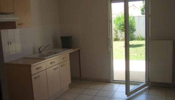 Logement tudiant T4 à Bessines (79000)