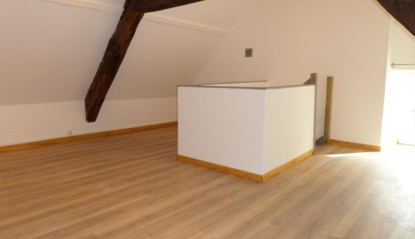 Logement �tudiant T4 &agrave; B�zenet (03170)