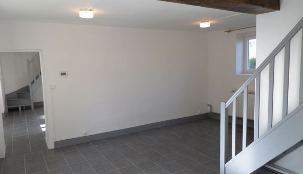 Logement �tudiant T4 &agrave; B�zenet (03170)