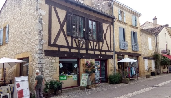 Logement �tudiant T4 &agrave; Biron (24540)