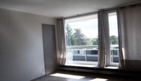 Logement tudiant Location T4 Vide Blanquefort (33290)