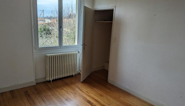 Logement �tudiant T4 &agrave; Blaye les Mines (81400)