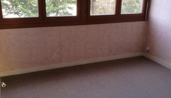 Logement tudiant T4 à Blois (41000)