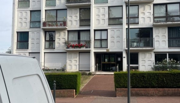 Logement tudiant Location T4 Vide Boisdinghem (62500)