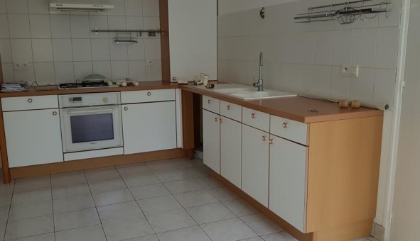 Logement �tudiant T4 &agrave; Bonnes (86300)