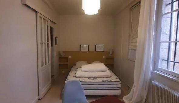Logement tudiant T4 à Bordeaux (33300)