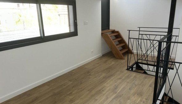 Logement tudiant T4 à Bordeaux (33300)