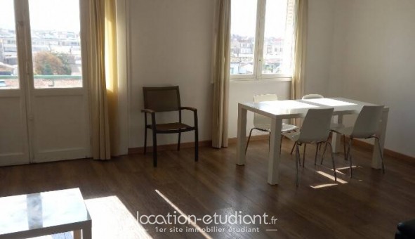 Logement tudiant T4 à Bordeaux (33300)