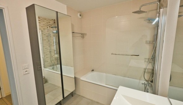 Logement �tudiant T4 &agrave; Bordeaux (33300)