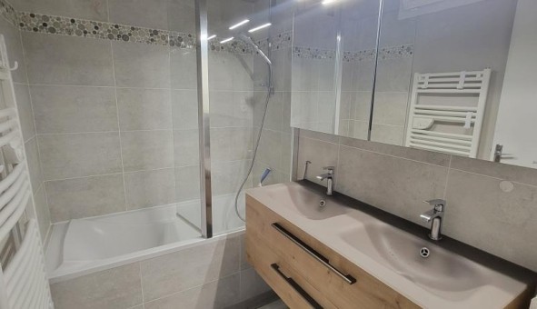 Logement tudiant T4 à Bourg en Bresse (01000)