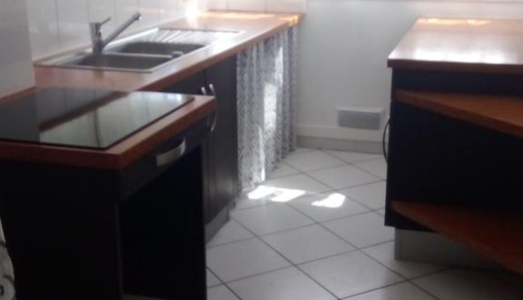 Logement tudiant T4 à Bourges (18000)