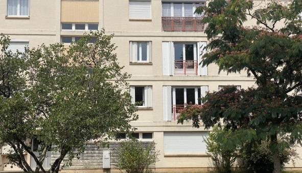 Logement tudiant Location T4 Vide Bourrou (24110)
