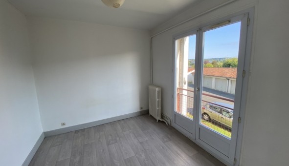 Logement tudiant T4 à Bourrou (24110)