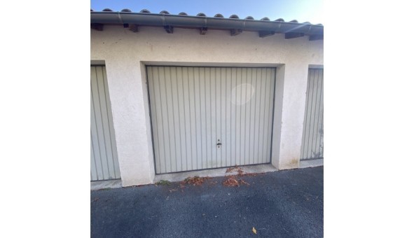 Logement tudiant T4 à Bourrou (24110)