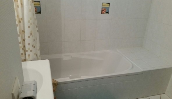 Logement �tudiant T4 &agrave; Bresson (38320)