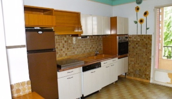 Logement tudiant T4 à Bron (69500)