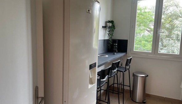 Logement �tudiant T4 &agrave; Bron (69500)