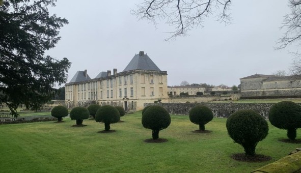 Logement tudiant T4 à Bussac sur Charente (17100)