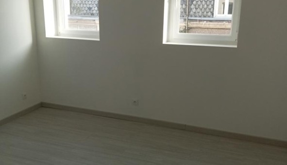 Logement tudiant T4 à Calais (62100)