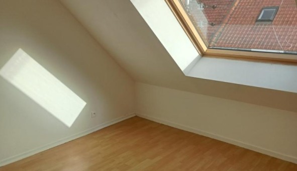 Logement tudiant T4 à Calais (62100)