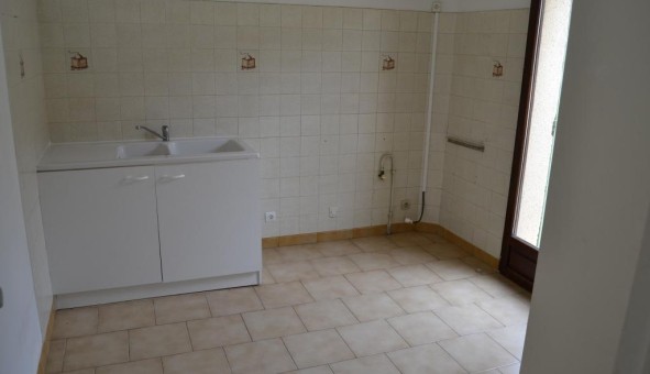 Logement tudiant T4 à Carpentras (84200)
