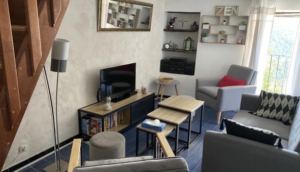Logement tudiant T4 à Carticasi (20244)