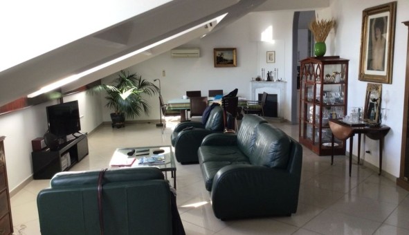 Logement �tudiant T4 &agrave; Castellar (06500)