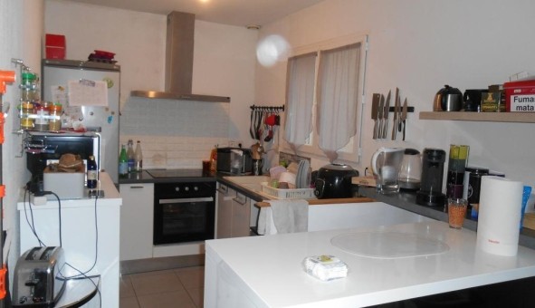 Logement �tudiant T4 &agrave; Caves (11510)
