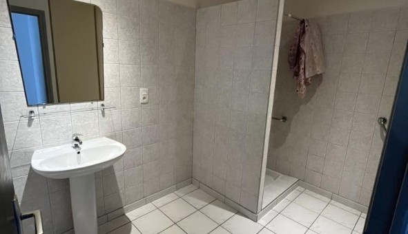 Logement �tudiant T4 &agrave; Cazouls l�s B�ziers (34370)