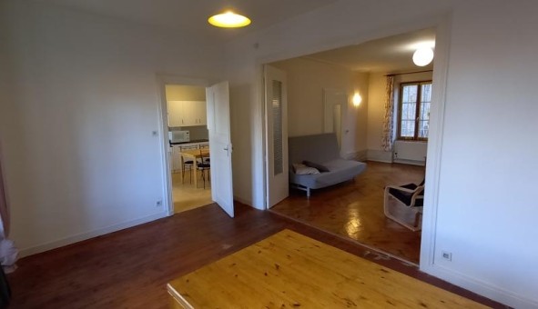 Logement tudiant T4 à Cellule (63200)