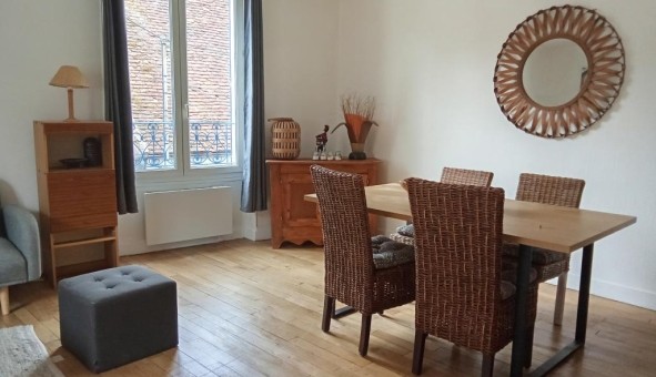 Logement tudiant T4 à Chambon (18190)