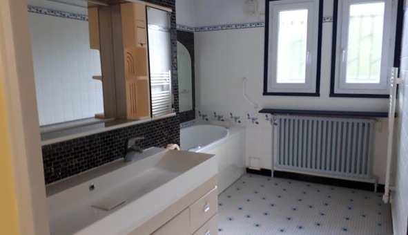 Logement tudiant T4 à Chang (72560)