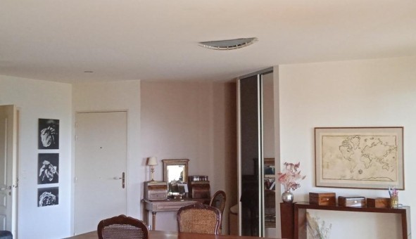 Logement tudiant T4 à Charbonnires les Bains (69260)