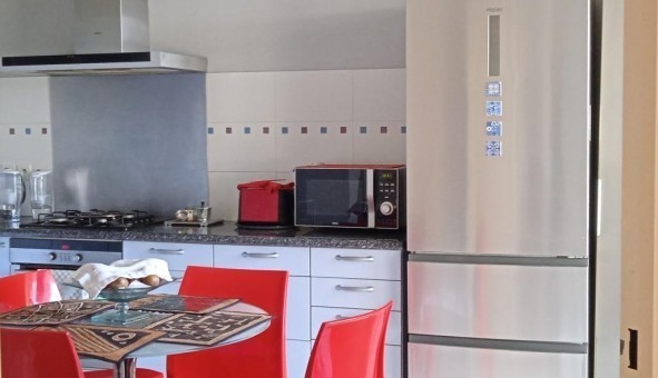 Logement tudiant T4 à Charbonnires les Bains (69260)