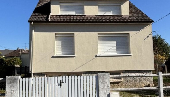 Logement tudiant Location T4 Vide Chartres (28000)