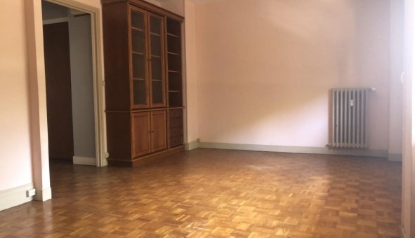 Logement tudiant T4 à Chartres (28000)