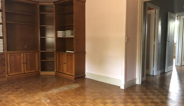 Logement tudiant T4 à Chartres (28000)