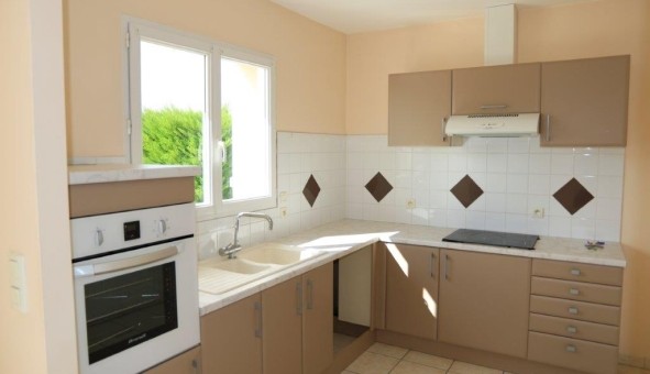Logement tudiant T4 à Chasnais (85400)