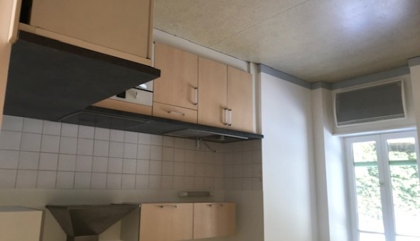 Logement tudiant T4 à Chteau Chervix (87380)